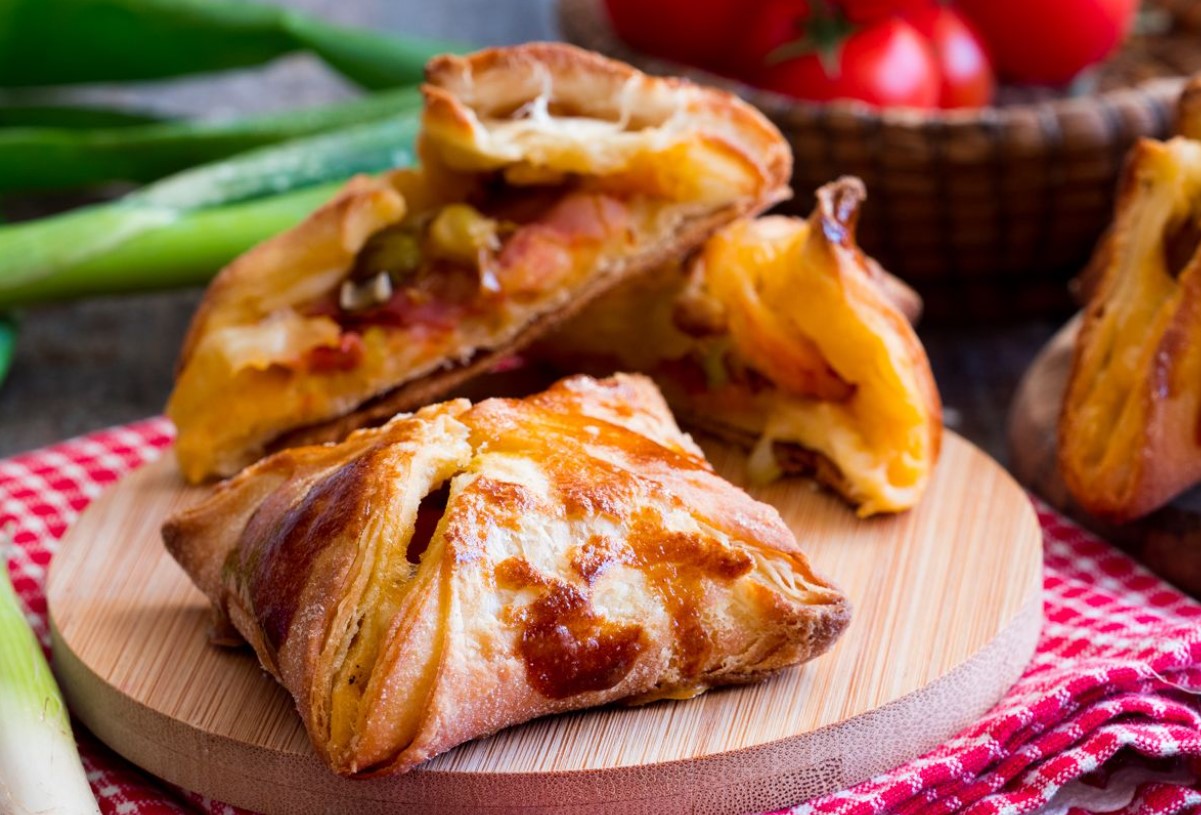 Cipolline Catanesi (сицилиански тарти с лук)