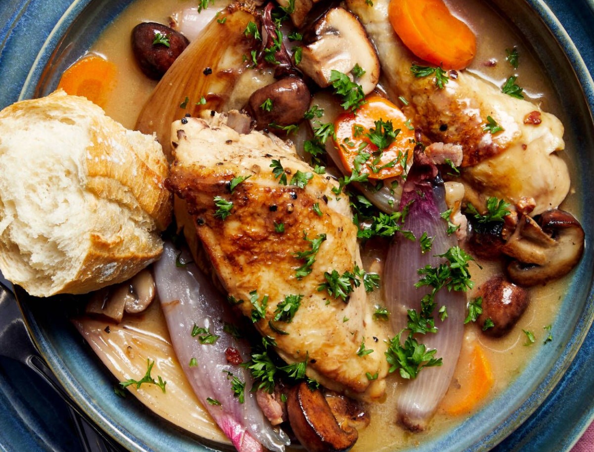 Coq Au Vin Blanc: по-лека версия на френската класика