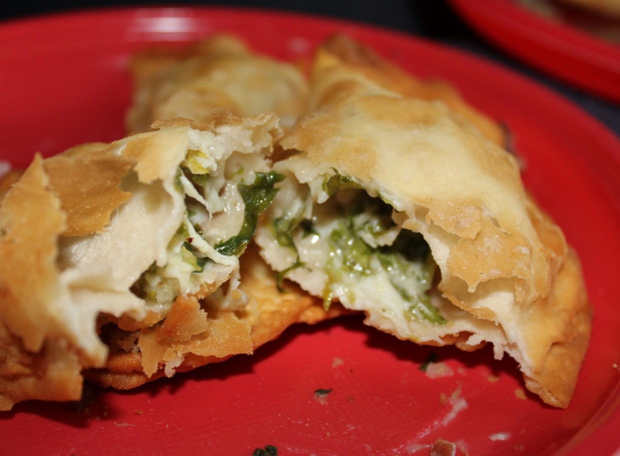 Pitoni Messinesi (сицилиански пържени калцоне)