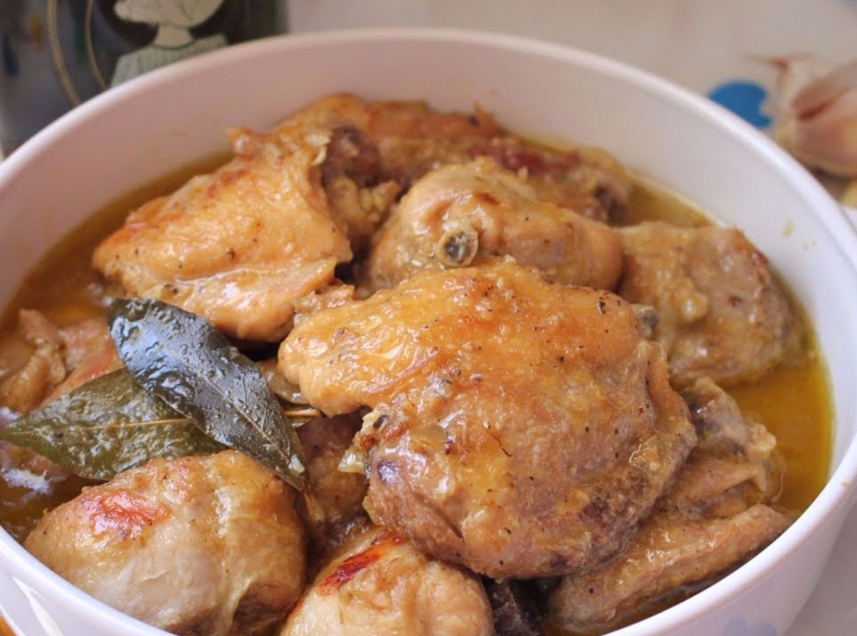 Pollo Guisado – сърдечно пуерториканско ястие с пилешко месо