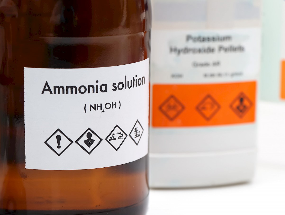 Мазнината сама се отлепя от решетката: аптечен продукт, който действа по-добре от всякакви химикали