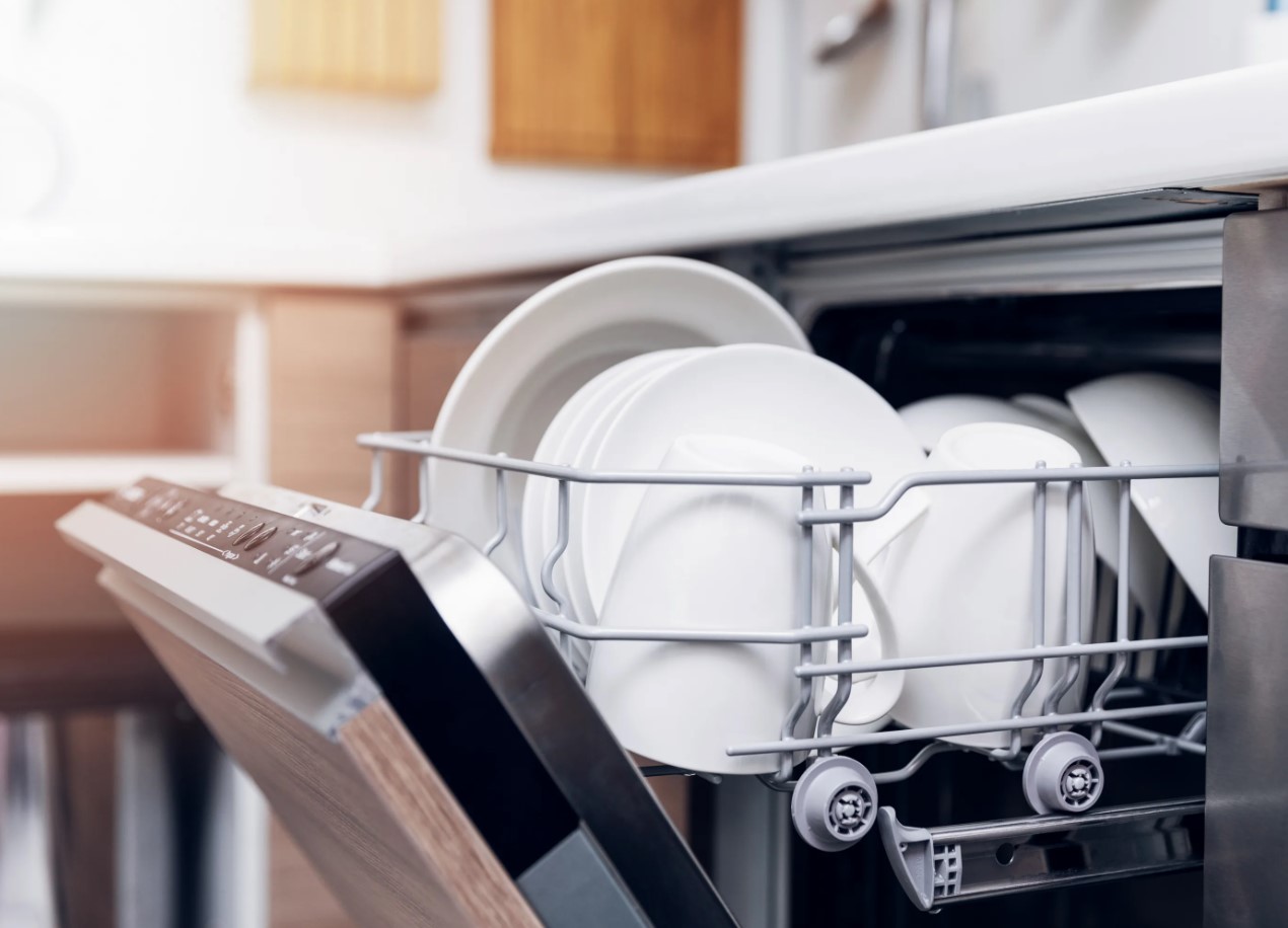 Съдомиялната машина вече не е кралицата на кухнята: на нейно място дойде нещо по-компактно и по-умно