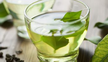 Какво ще се случи с организма, ако пиете много зелен чай