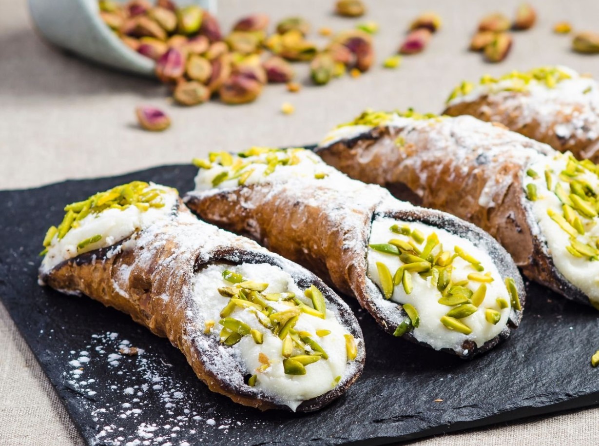 Сицилиански каноли с пълнеж от рикота