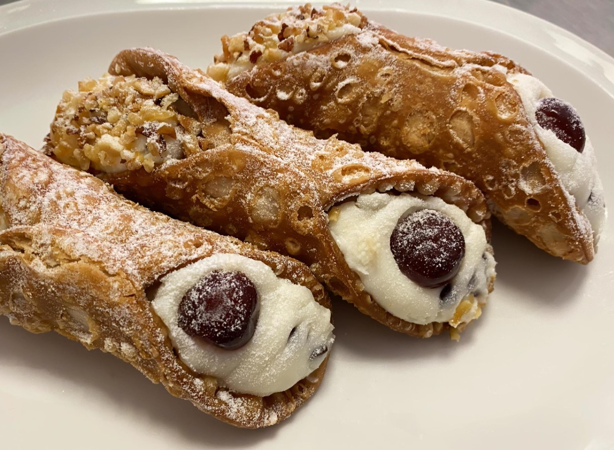 Сицилиански каноли с пълнеж от рикота