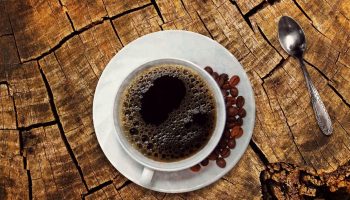 Пиете ли прекалено много кафе? Тези 6 признака говорят истината